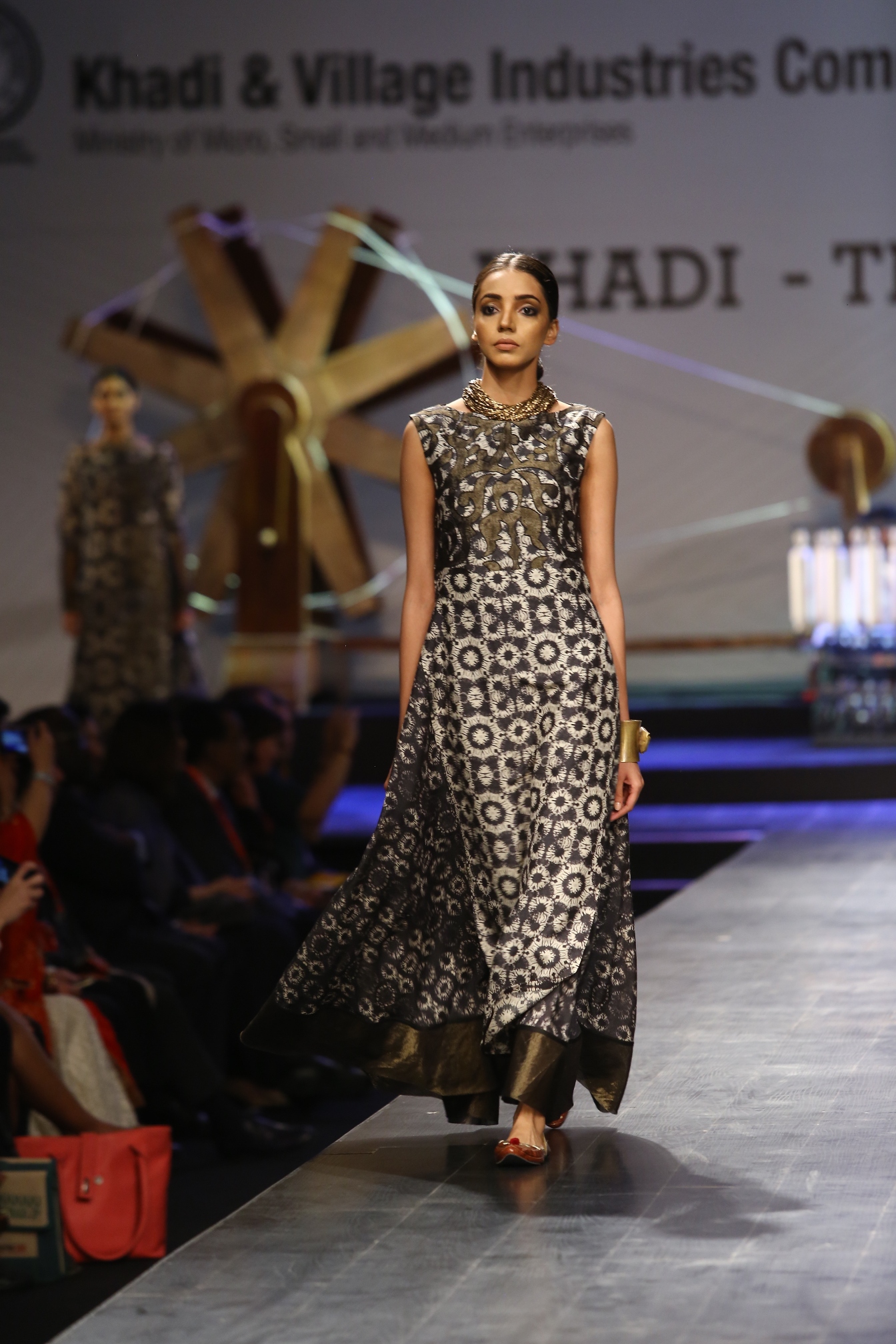 A Model showcasing collection by Poonam Bhagat